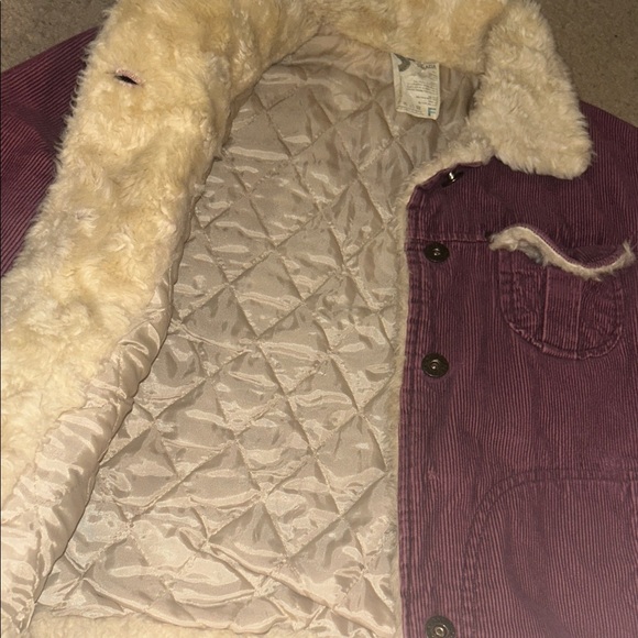 Plum fuchsia fur collar corduroy cropped light jacket - Picture 7 of 11